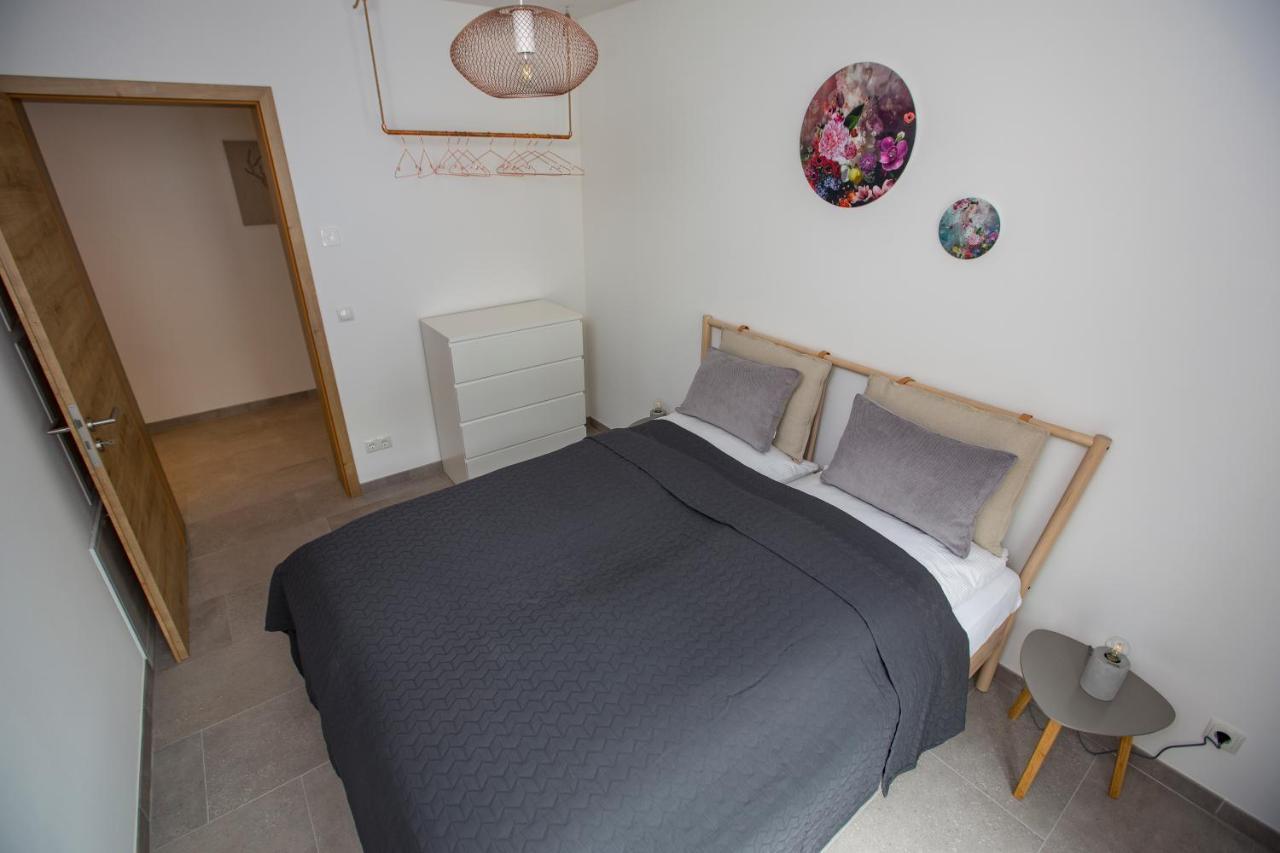 Ahr-Palais Apartment Altenahr Bagian luar foto